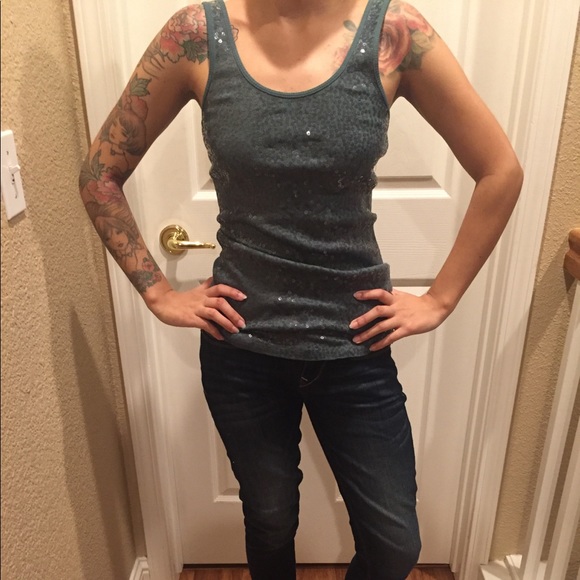 Express Sequin Tank Top - Picture 7 of 8